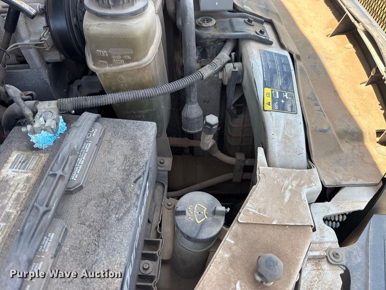 image for item FC4200 2003 Ford F550 bucket truck