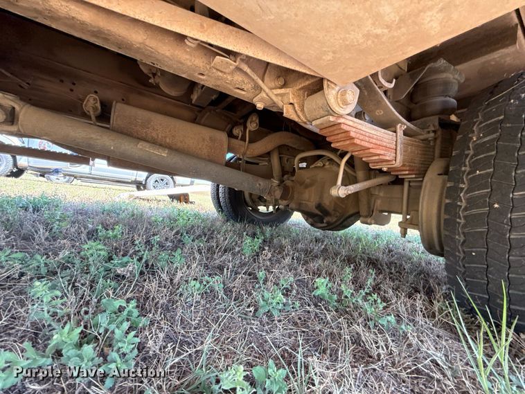 image for item FC4200 2003 Ford F550 bucket truck
