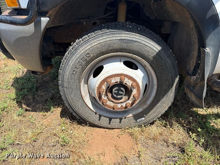 image for item FC4200 2003 Ford F550 bucket truck
