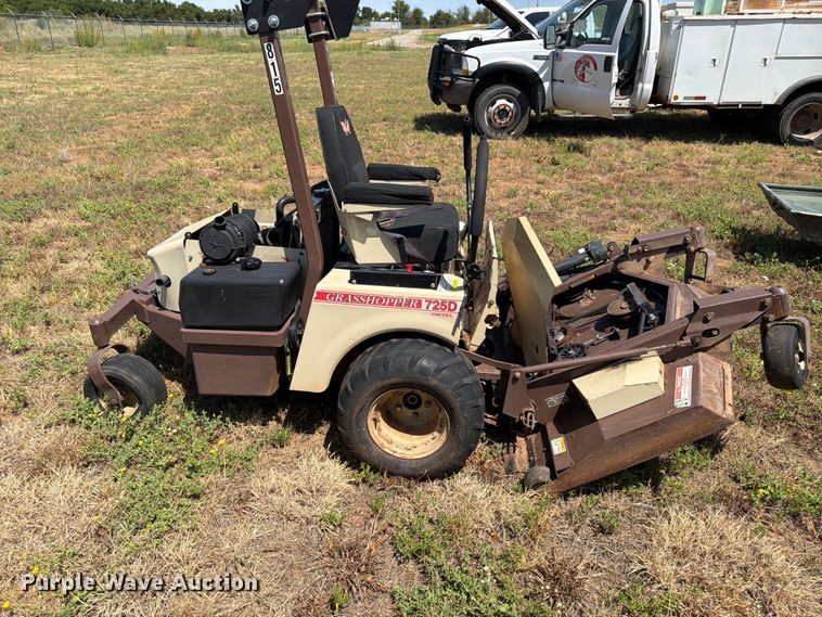 image for item FC4201 2013 Grasshopper 725D Lawnmower