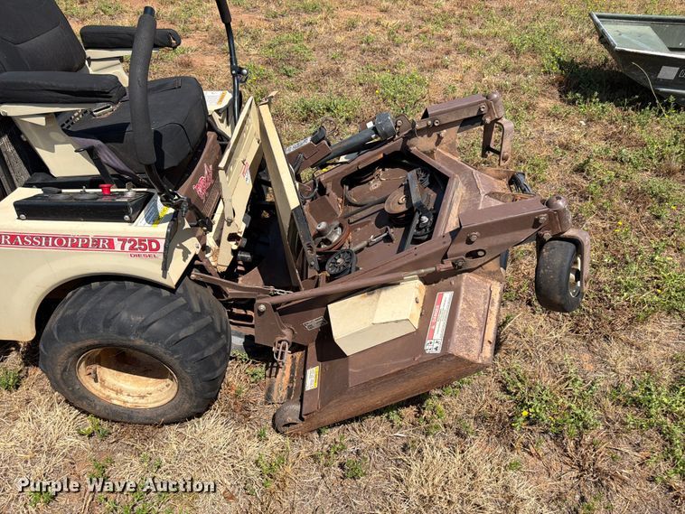 image for item FC4201 2013 Grasshopper 725D Lawnmower