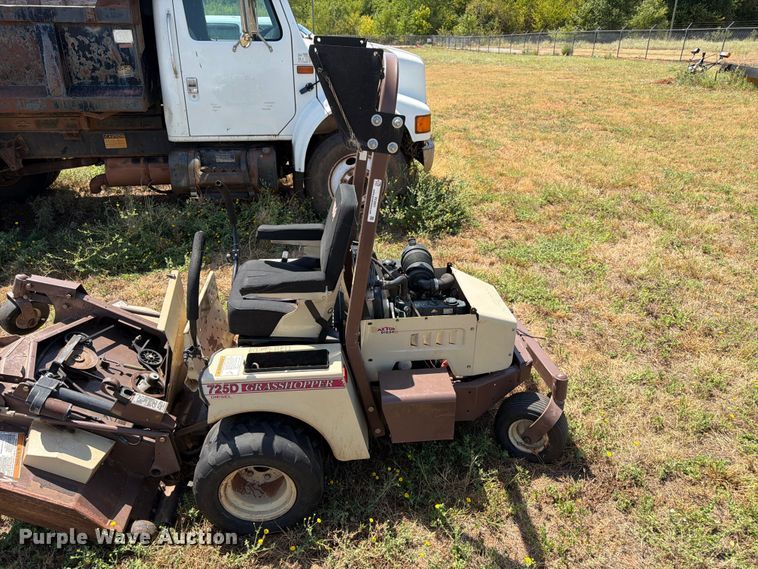 image for item FC4201 2013 Grasshopper 725D Lawnmower