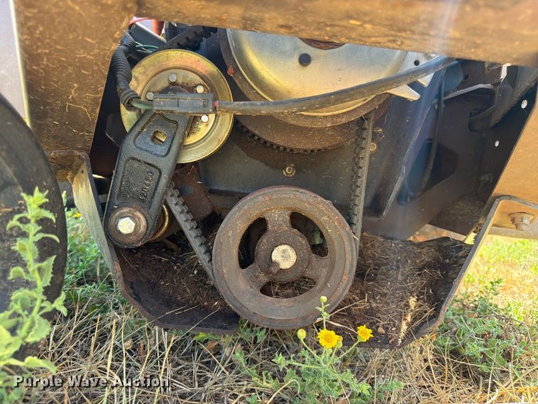 image for item FC4201 2013 Grasshopper 725D Lawnmower