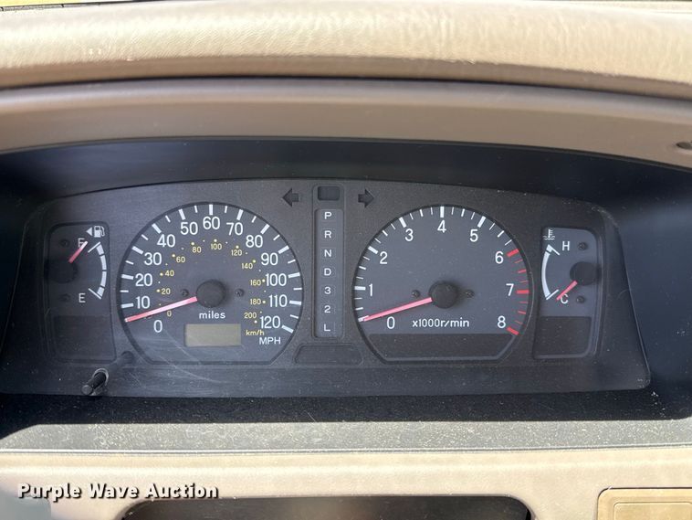 image for item FC4202 2000 Mitsubishi Montero Sport SUV