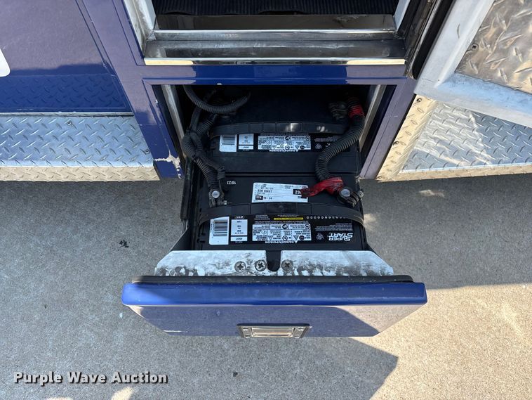 image for item FG0597 2002 Ford E450 Super Duty ambulance