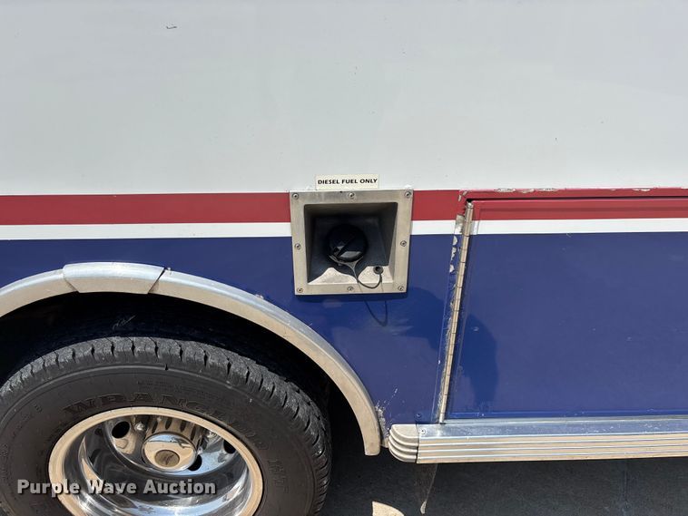 image for item FG0597 2002 Ford E450 Super Duty ambulance