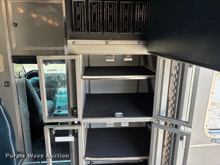 image for item FG0597 2002 Ford E450 Super Duty ambulance