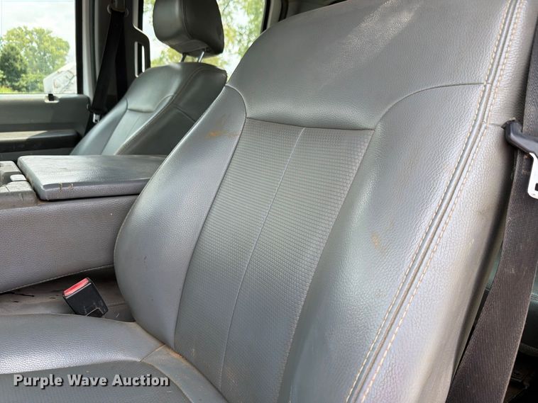 image for item FH6256 2012 Ford F550 Super Duty XL Crew Cab service truck