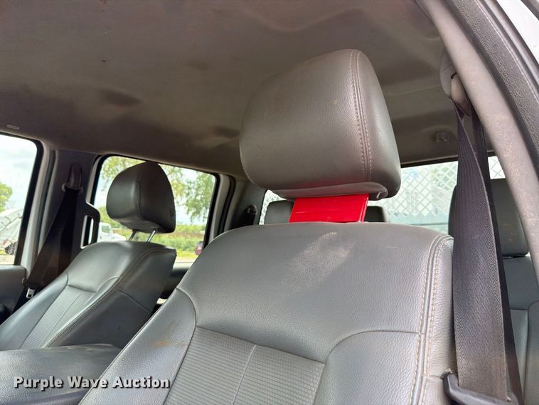 image for item FH6256 2012 Ford F550 Super Duty XL Crew Cab service truck