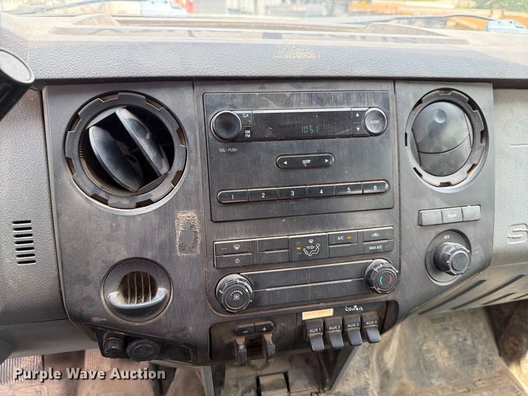 image for item FH6256 2012 Ford F550 Super Duty XL Crew Cab service truck