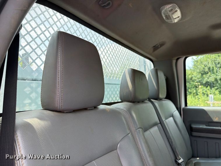 image for item FH6256 2012 Ford F550 Super Duty XL Crew Cab service truck