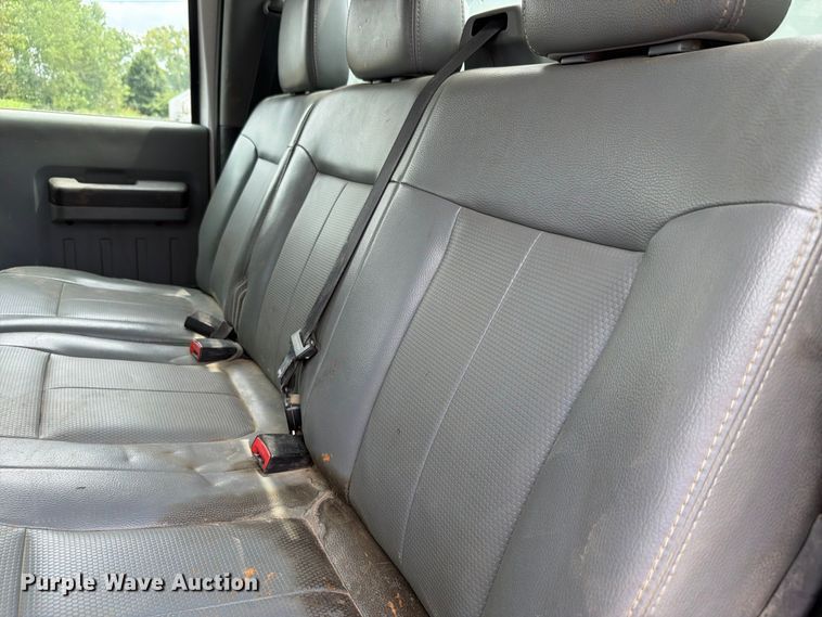 image for item FH6256 2012 Ford F550 Super Duty XL Crew Cab service truck
