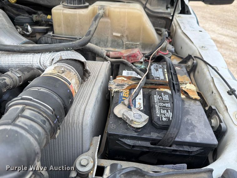 image for item FH6256 2012 Ford F550 Super Duty XL Crew Cab service truck