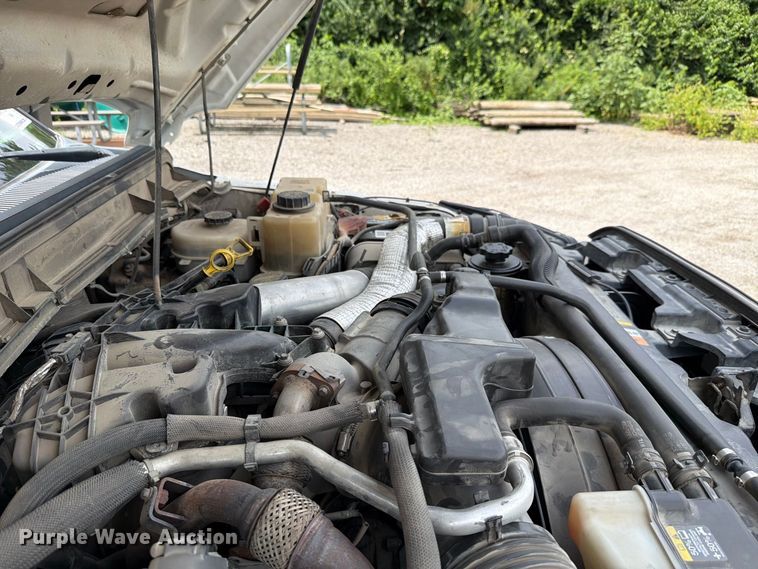 image for item FH6256 2012 Ford F550 Super Duty XL Crew Cab service truck