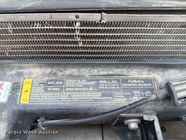 image for item FH6256 2012 Ford F550 Super Duty XL Crew Cab service truck