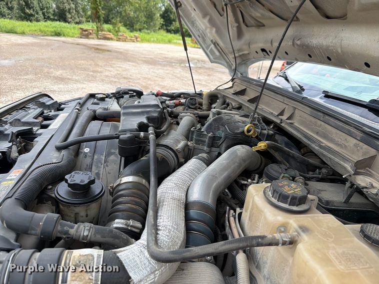 image for item FH6256 2012 Ford F550 Super Duty XL Crew Cab service truck