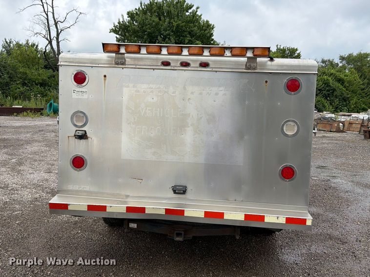 image for item FH6257 2009 Ford F250 Super Duty XL Ext. Cab animal control pickup truck