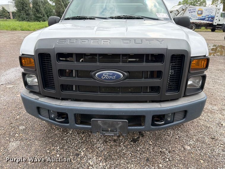 image for item FH6257 2009 Ford F250 Super Duty XL Ext. Cab animal control pickup truck