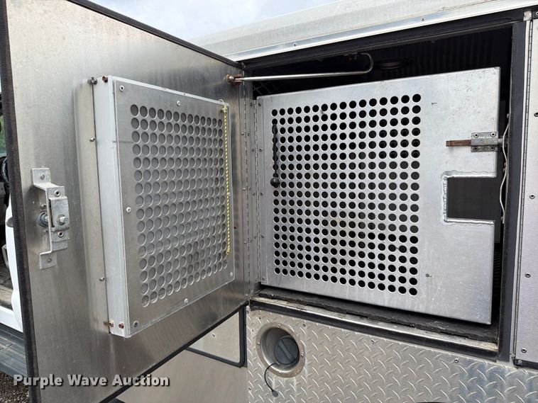 image for item FH6257 2009 Ford F250 Super Duty XL Ext. Cab animal control pickup truck