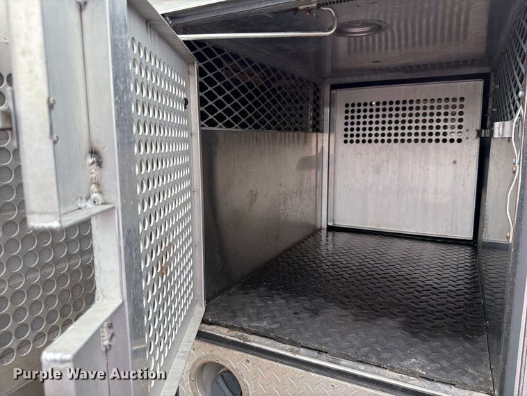image for item FH6257 2009 Ford F250 Super Duty XL Ext. Cab animal control pickup truck