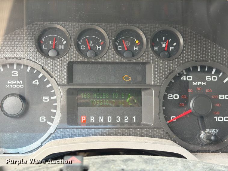 image for item FH6257 2009 Ford F250 Super Duty XL Ext. Cab animal control pickup truck