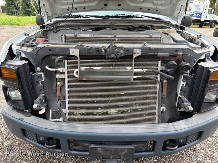 image for item FH6257 2009 Ford F250 Super Duty XL Ext. Cab animal control pickup truck