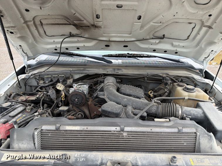 image for item FH6257 2009 Ford F250 Super Duty XL Ext. Cab animal control pickup truck