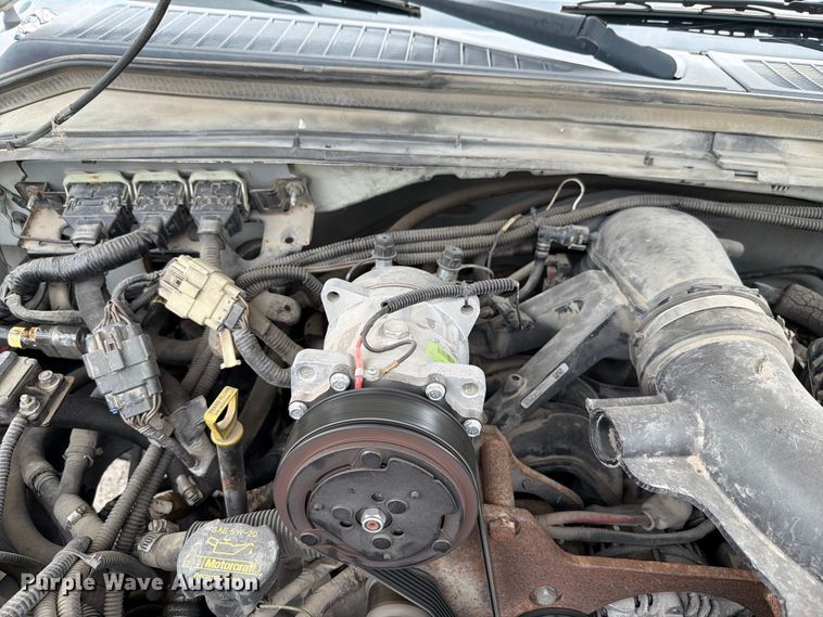 image for item FH6257 2009 Ford F250 Super Duty XL Ext. Cab animal control pickup truck