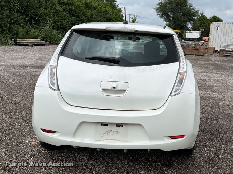 image for item FH6258 2016 Nissan Leaf 