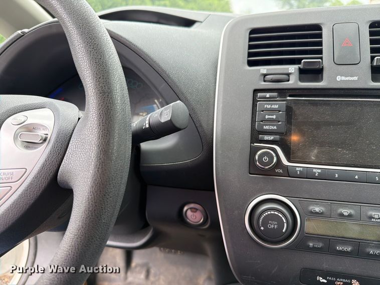 image for item FH6258 2016 Nissan Leaf 