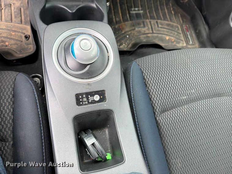 image for item FH6258 2016 Nissan Leaf 