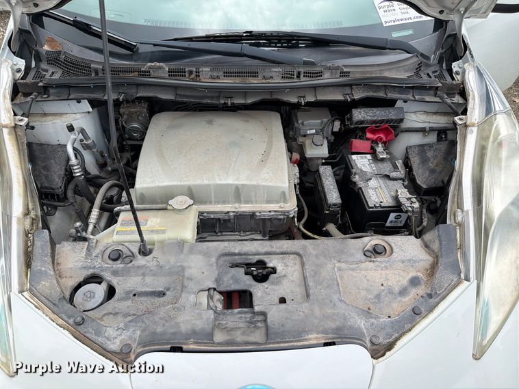 image for item FH6258 2016 Nissan Leaf 