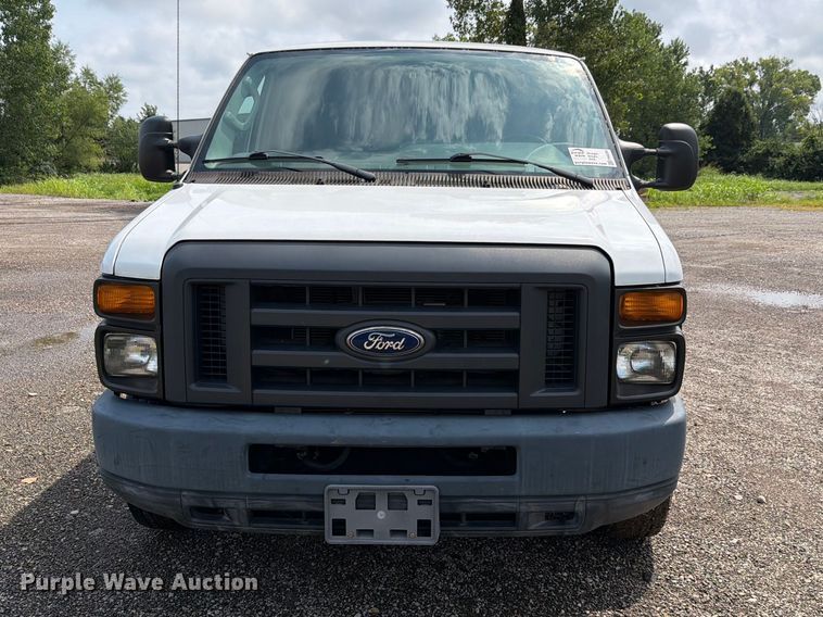 image for item FH6259 2014 Ford E-250 super duty utility van