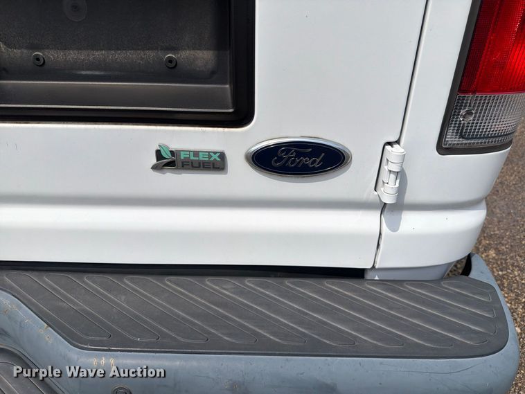 image for item FH6259 2014 Ford E-250 super duty utility van