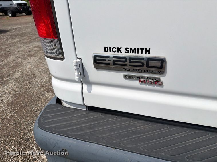image for item FH6259 2014 Ford E-250 super duty utility van