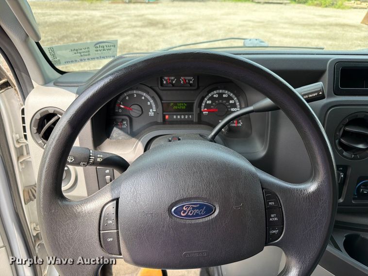 image for item FH6259 2014 Ford E-250 super duty utility van