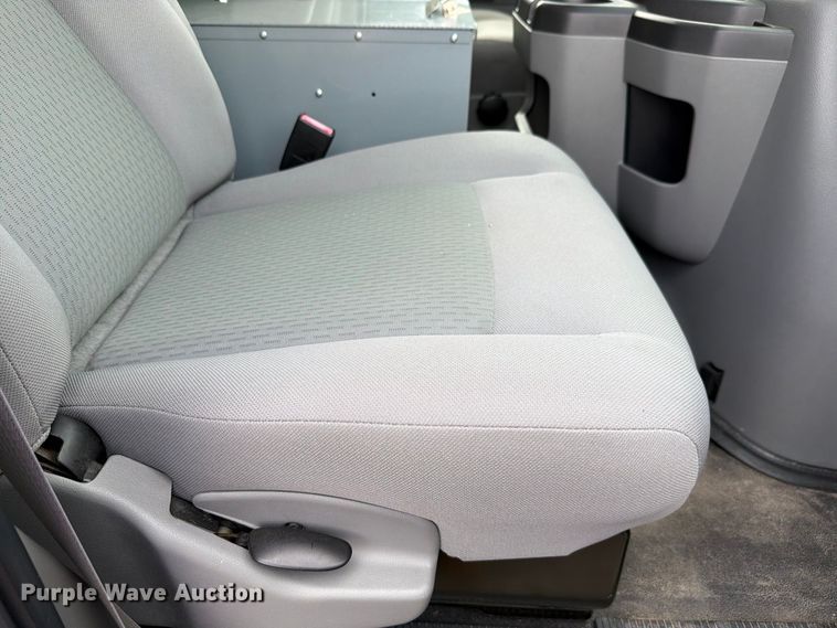 image for item FH6259 2014 Ford E-250 super duty utility van