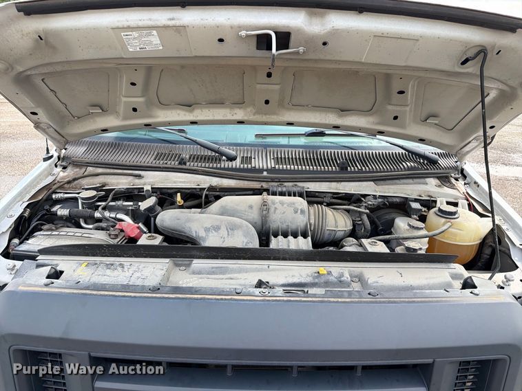 image for item FH6259 2014 Ford E-250 super duty utility van