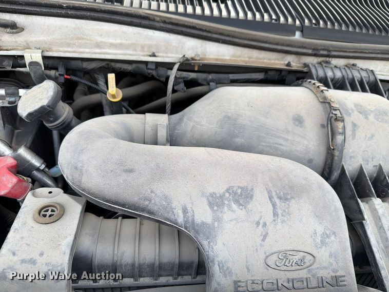 image for item FH6259 2014 Ford E-250 super duty utility van
