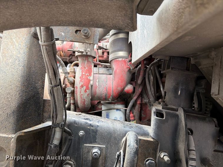 image for item FH6261 2017 Mack LR633 refuse truck