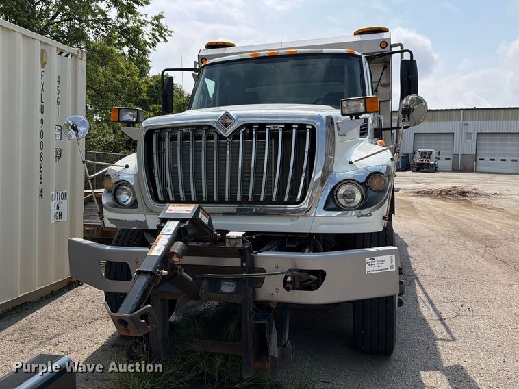 image for item FH6262 2013 International WorkStar dump truck