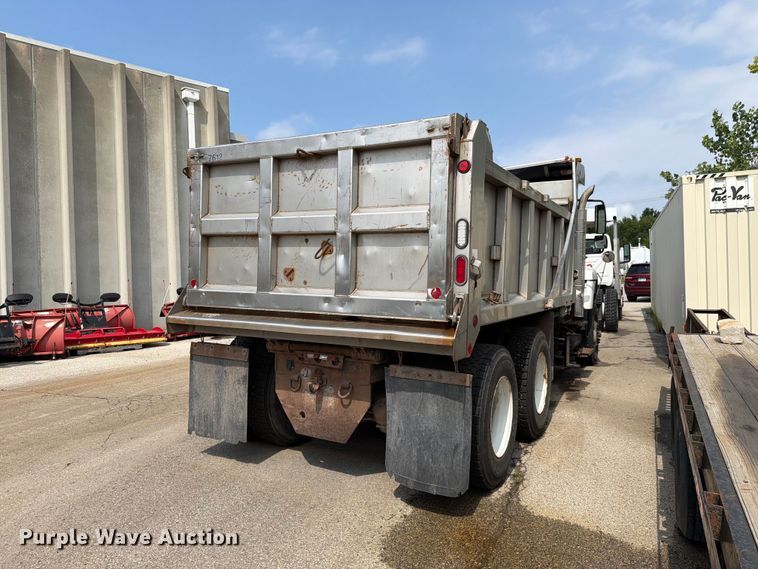 image for item FH6262 2013 International WorkStar dump truck
