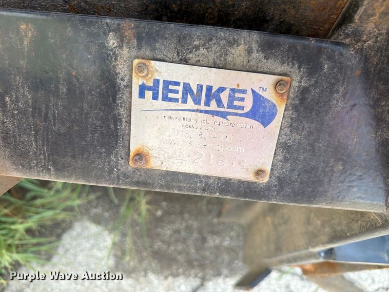 image for item FH6262 2013 International WorkStar dump truck