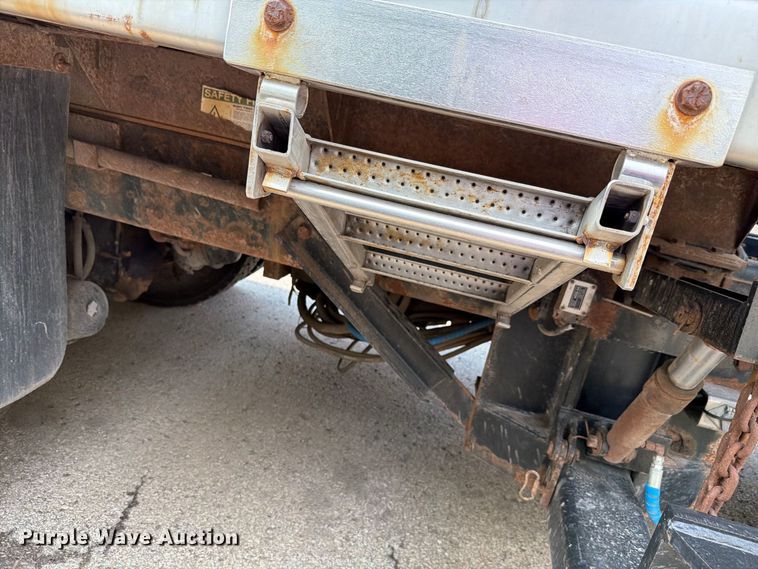image for item FH6262 2013 International WorkStar dump truck
