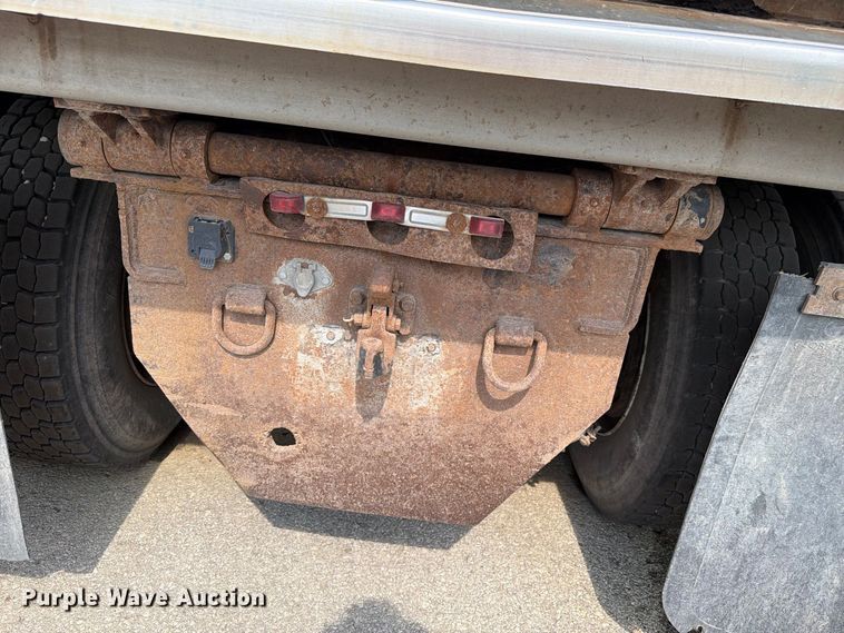 image for item FH6262 2013 International WorkStar dump truck