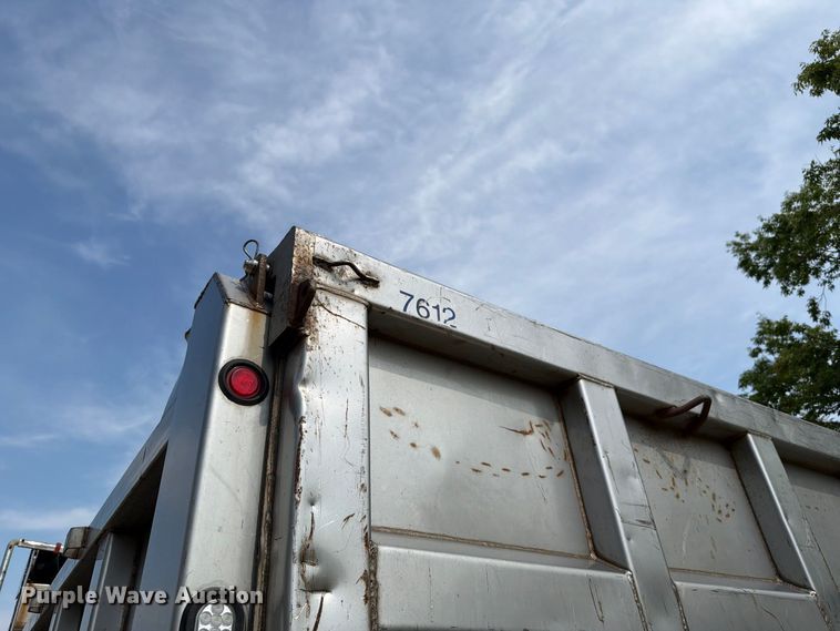 image for item FH6262 2013 International WorkStar dump truck
