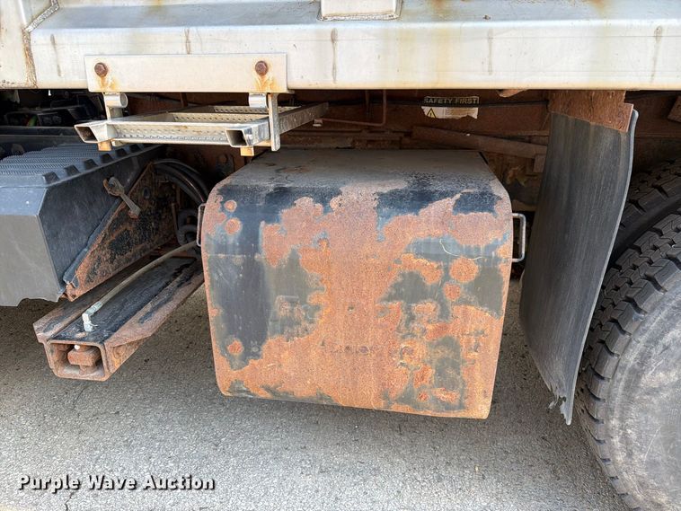image for item FH6262 2013 International WorkStar dump truck