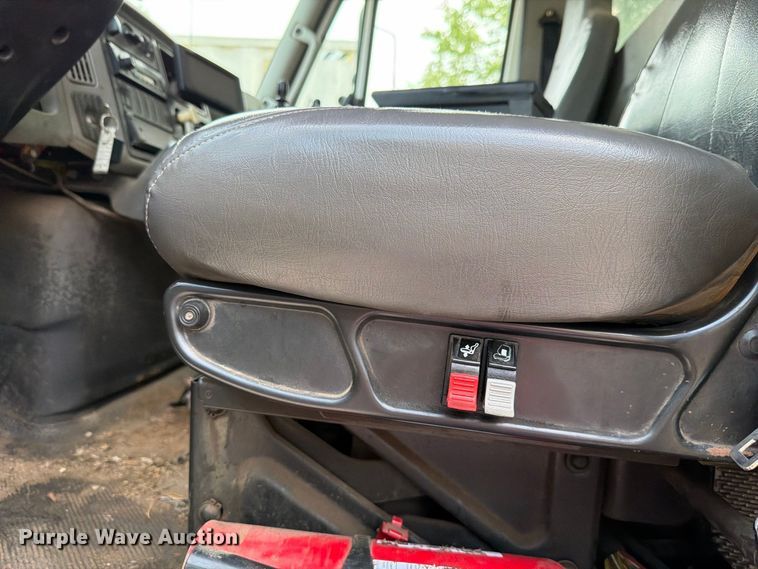 image for item FH6262 2013 International WorkStar dump truck