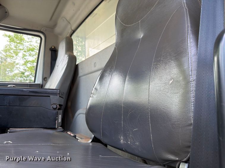 image for item FH6262 2013 International WorkStar dump truck