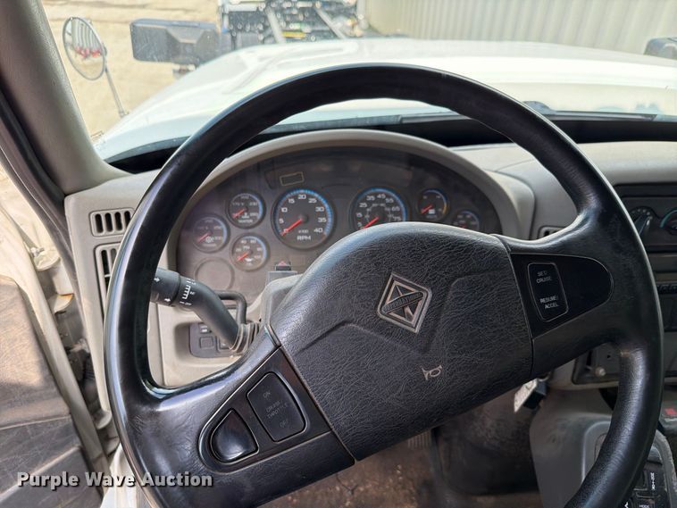 image for item FH6262 2013 International WorkStar dump truck